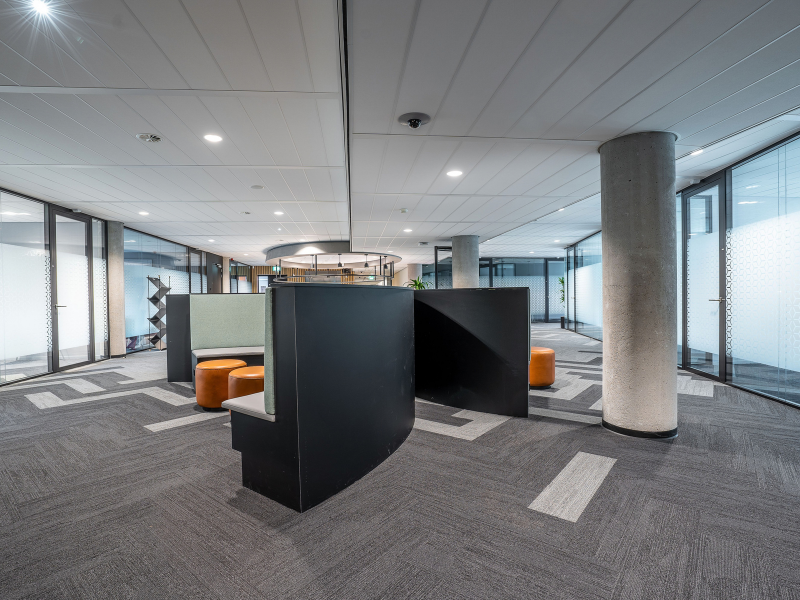 professional clean office